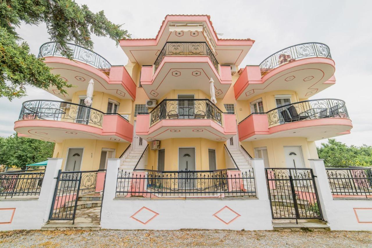 Family Resort Ofrínio Kültér fotó